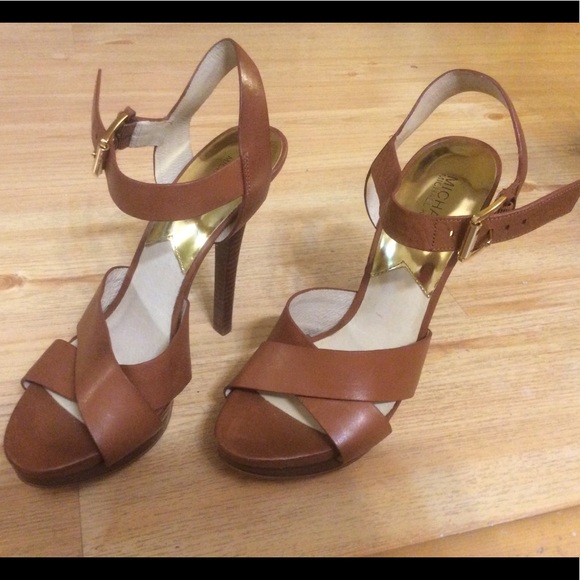 Sz 9.5 MK Stilettos - Picture 2 of 9